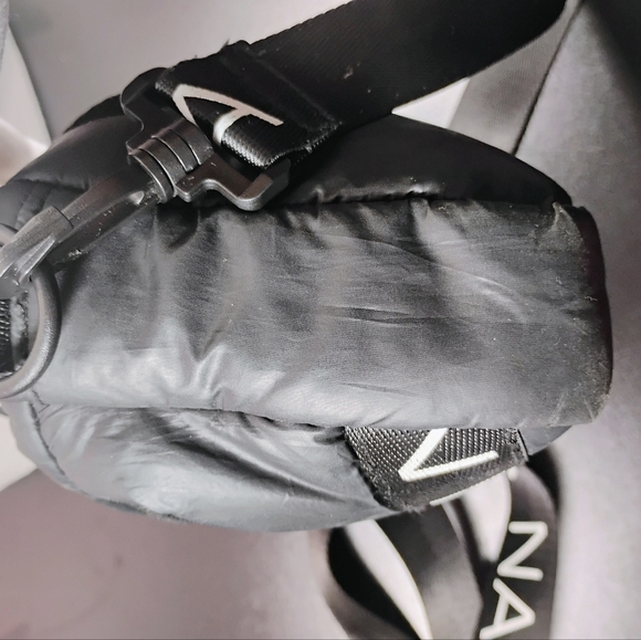 Nautica Black Nylon Crossbody Belt Bag Adjustable Strap - Picture 14 of 17